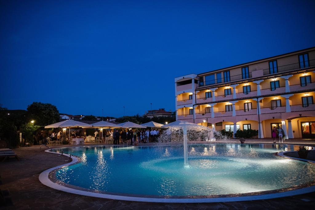 Hotel Lido Degli Spagnoli Wellness & Spa Portoscuso Exterior foto